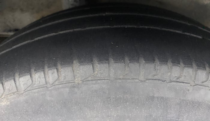 2016 Honda City V MT DIESEL, Diesel, Manual, 87,353 km, Right Rear Tyre Tread