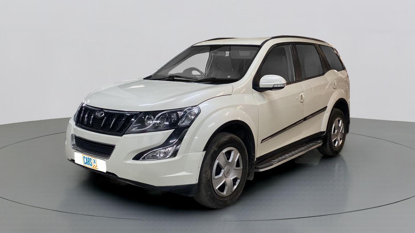 2016 Mahindra XUV500 W6 4X2, Diesel, Manual, 94,606 km, Left Front Diagonal