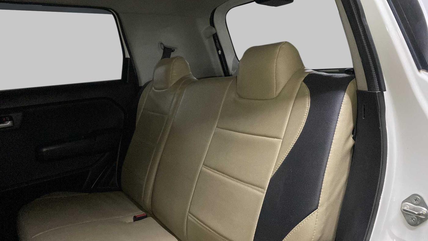 2019 Maruti New Wagon-R VXI 1.0, CNG, Manual, 75,569 km, Right Side Rear Door Cabin