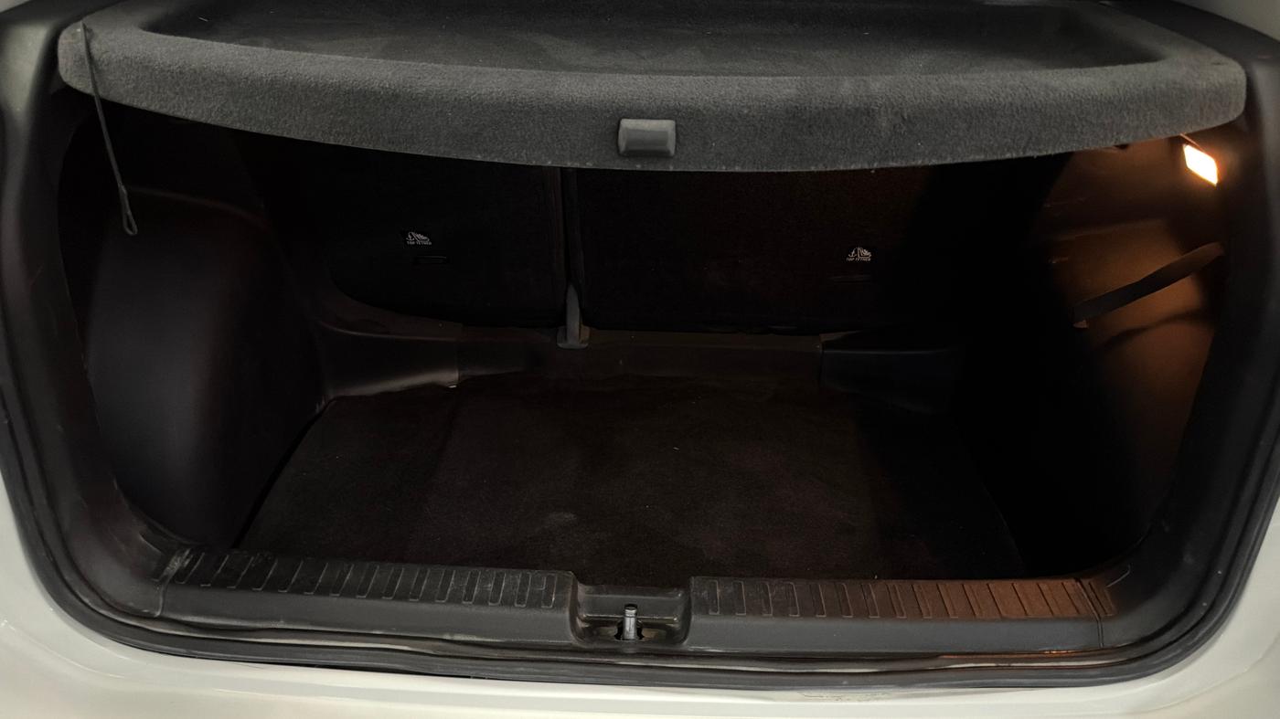 2022 Volkswagen TAIGUN TOPLINE 1.0 TSI AT, Petrol, Automatic, 89,372 km, Boot Inside