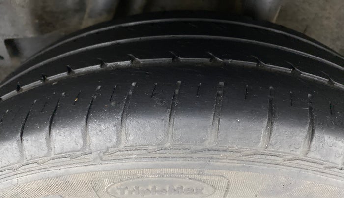 2017 Honda City V MT PETROL, Petrol, Manual, 68,137 km, Left Rear Tyre Tread