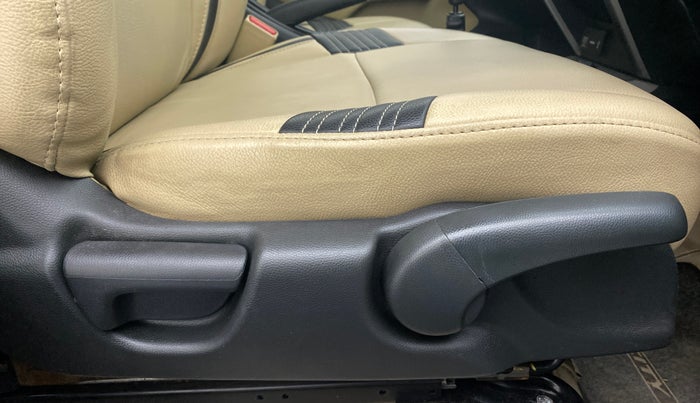 2017 Honda City V MT PETROL, Petrol, Manual, 68,137 km, Driver Side Adjustment Panel