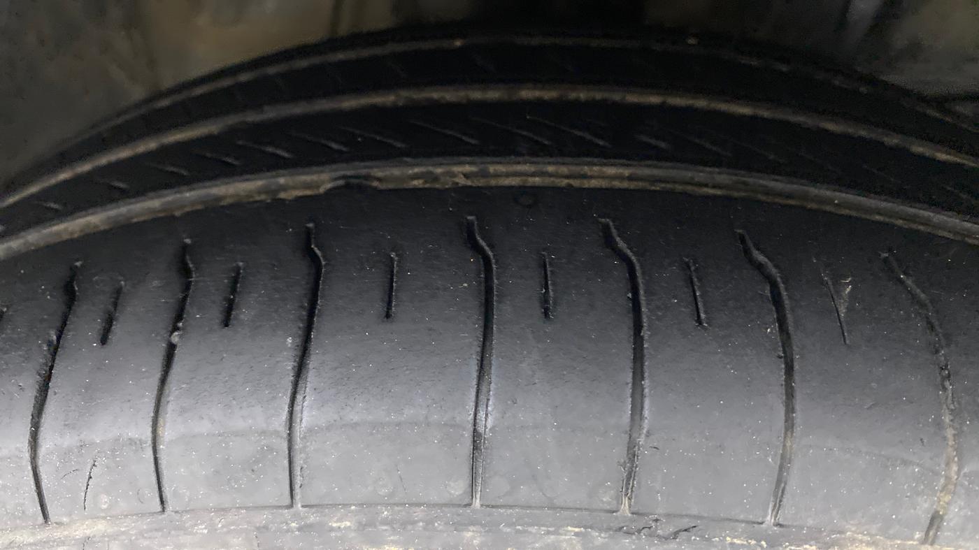 2017 Honda Jazz 1.2 V AT, Petrol, Automatic, 93,616 km, Right Front Tyre Tread