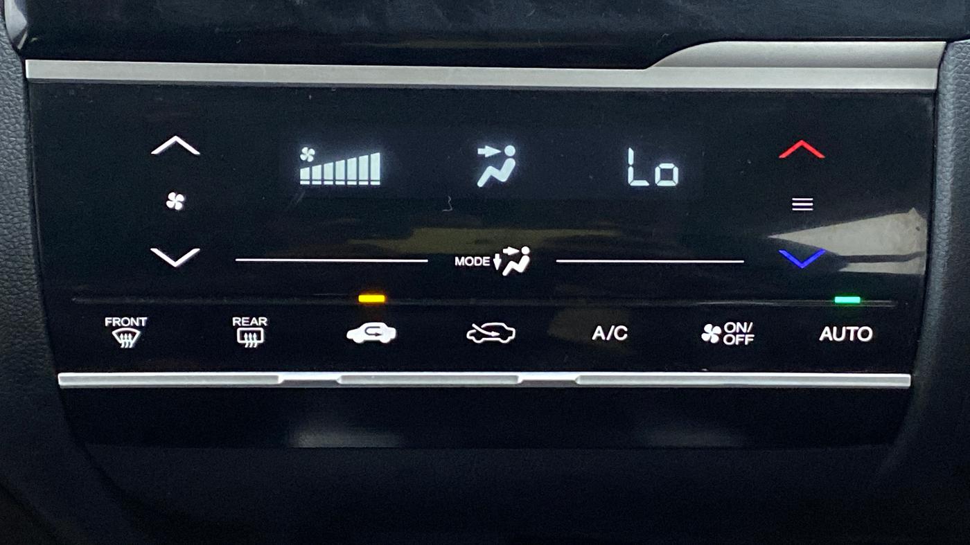 2017 Honda Jazz 1.2 V AT, Petrol, Automatic, 93,616 km, Automatic Climate Control