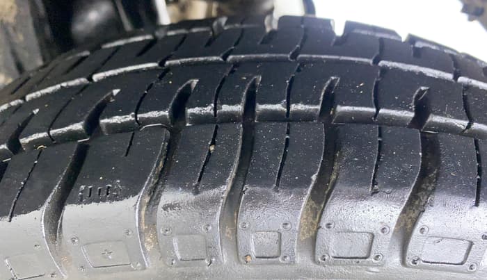 2017 Maruti Alto 800 LXI, Petrol, Manual, 12,613 km, Left Rear Tyre Tread