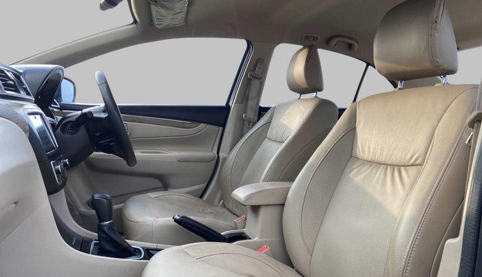 2018 Maruti Ciaz ALPHA 1.5 AT SHVS, Petrol, Automatic, 10,660 km, Right Side Front Door Cabin