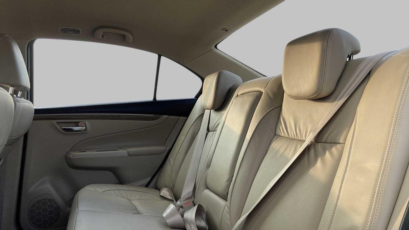 2018 Maruti Ciaz ALPHA 1.5 AT SHVS, Petrol, Automatic, 10,660 km, Right Side Rear Door Cabin