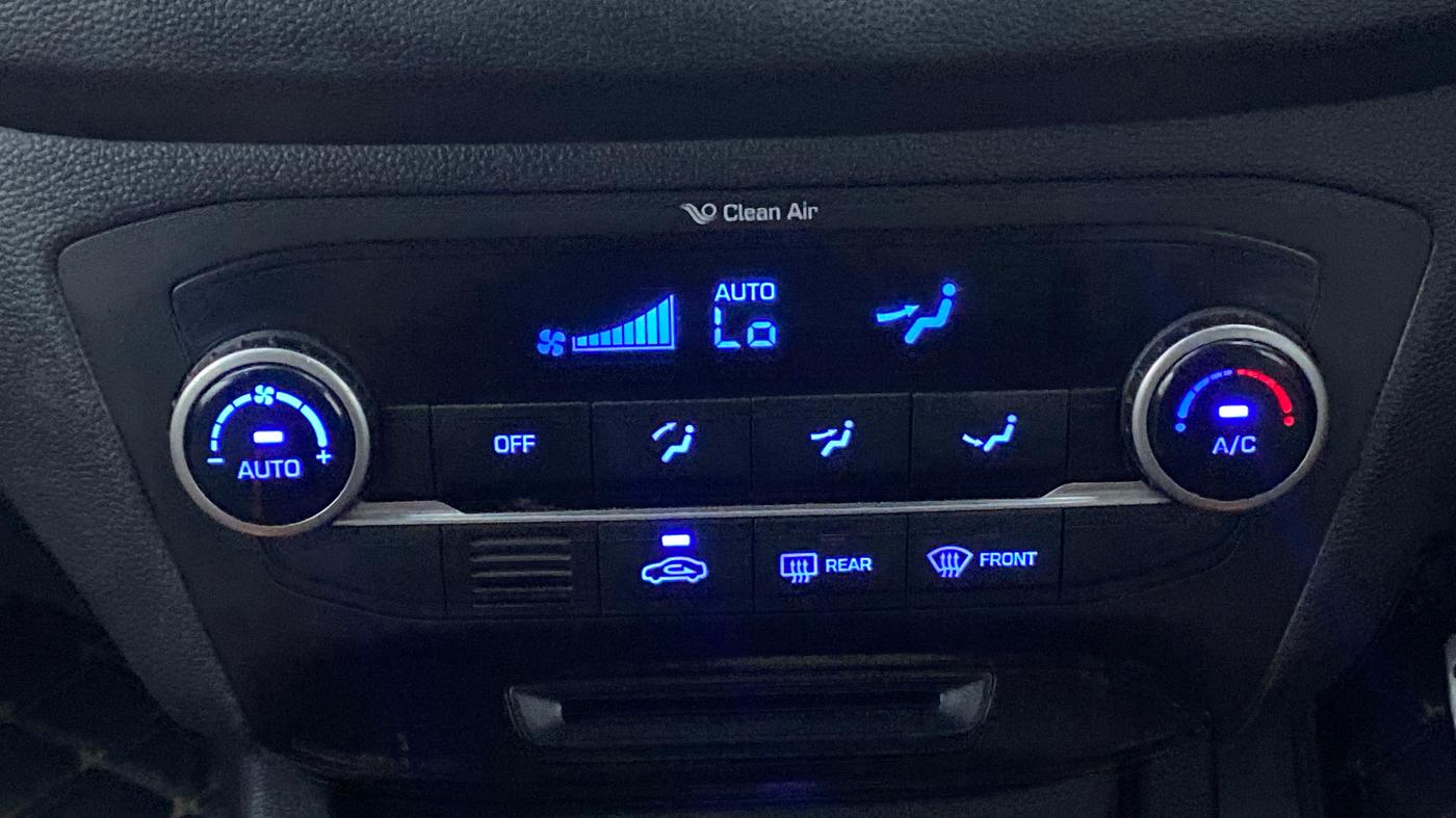 2016 Hyundai i20 Active 1.2 SX, Petrol, Manual, 74,690 km, Automatic Climate Control