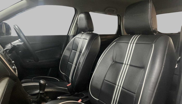 2020 Maruti Vitara Brezza LXI, Petrol, Manual, 21,649 km, Right Side Front Door Cabin