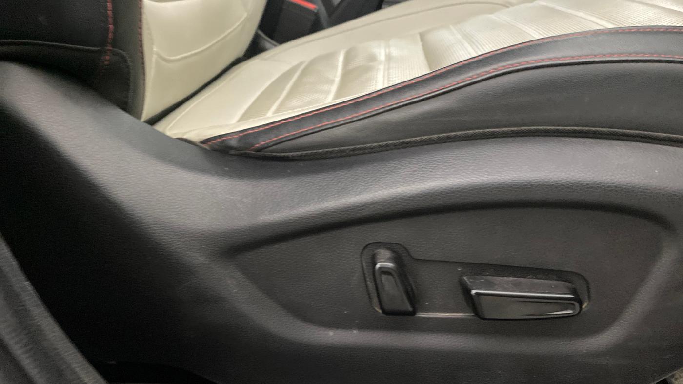 2019 KIA SELTOS GTX PLUS DCT 1.4 PETROL, Petrol, Automatic, 38,786 km, Driver Side Adjustment Panel