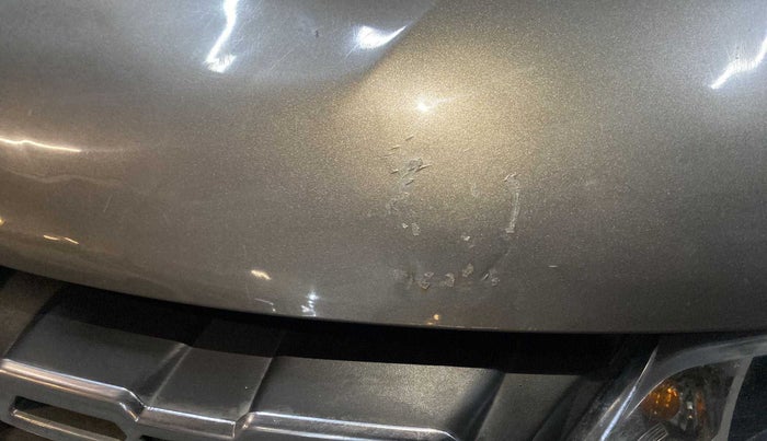 2017 Renault Kwid 1.0 RXL, Petrol, Manual, 50,588 km, Bonnet (hood) - Minor scratches
