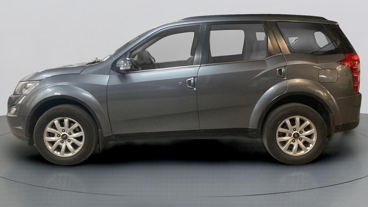 2016 Mahindra XUV500 W10 AT, Diesel, Automatic, 76,542 km, Left Side