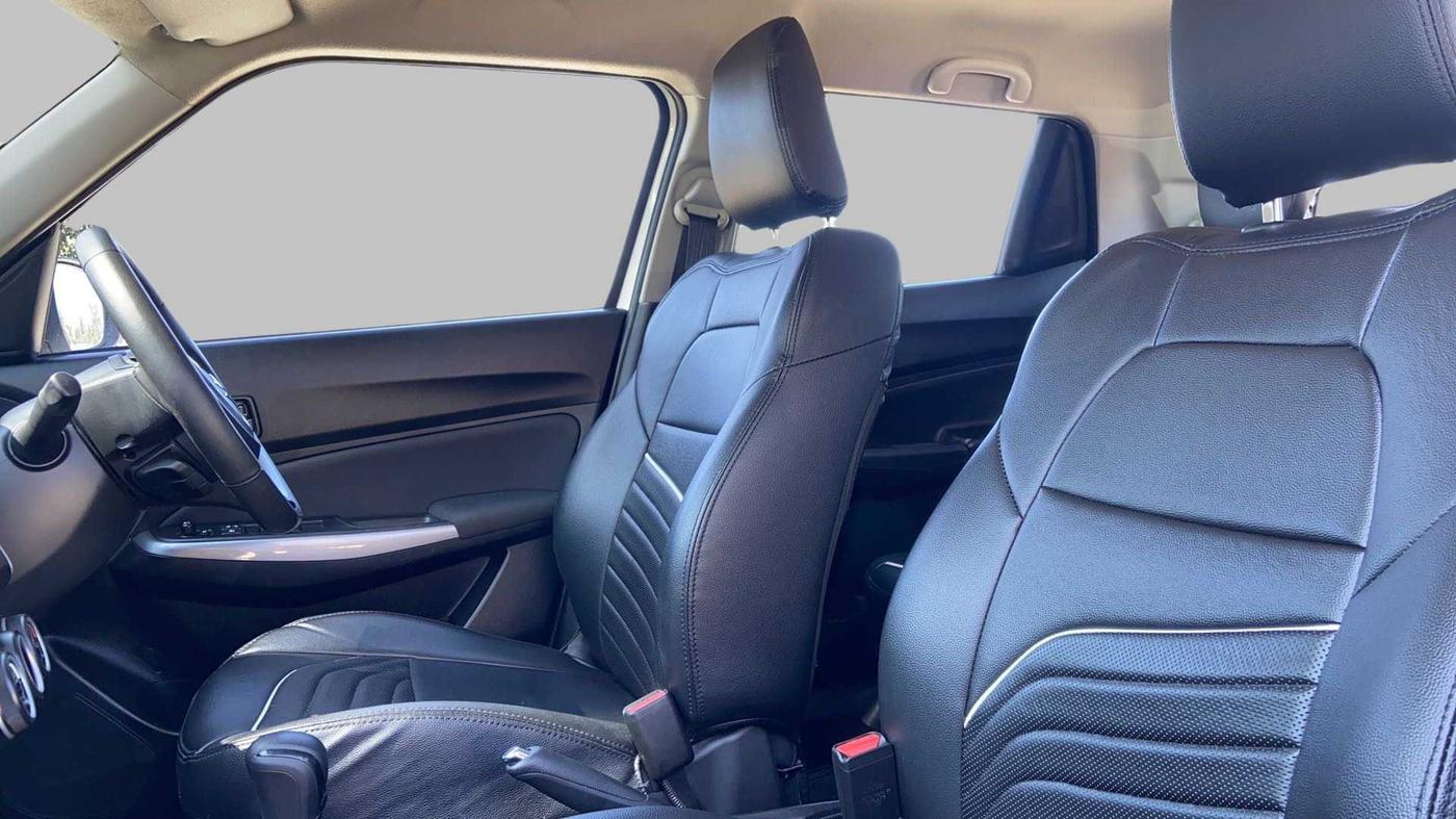 2020 Maruti Swift ZXI PLUS AMT, Petrol, Automatic, 38,809 km, Right Side Front Door Cabin