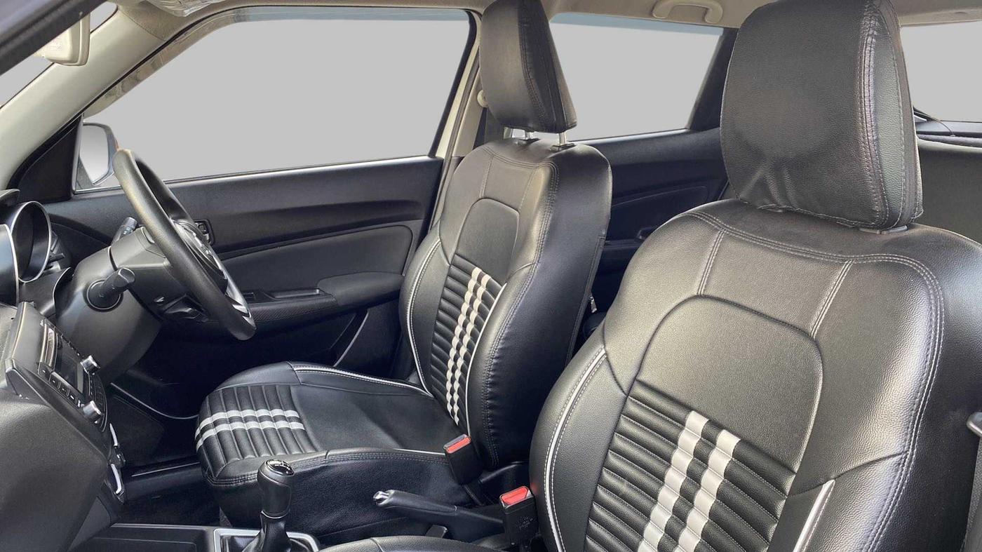 2020 Maruti Swift VXI, Petrol, Manual, 23,931 km, Right Side Front Door Cabin