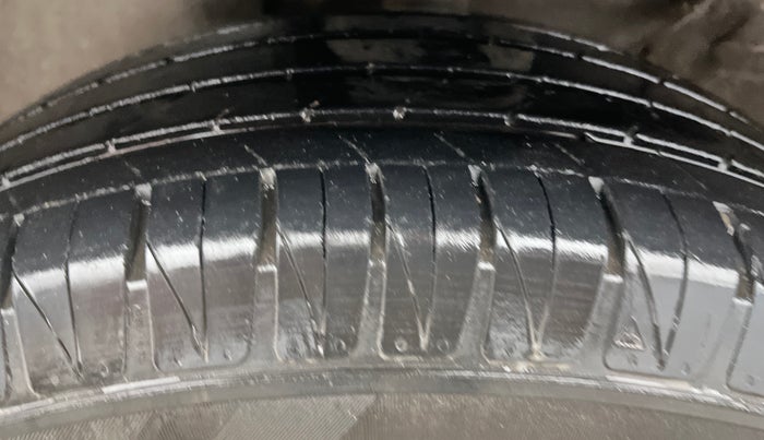 2022 KIA SONET GTX PLUS 1.0 IMT, Petrol, Manual, 71,157 km, Left Front Tyre Tread