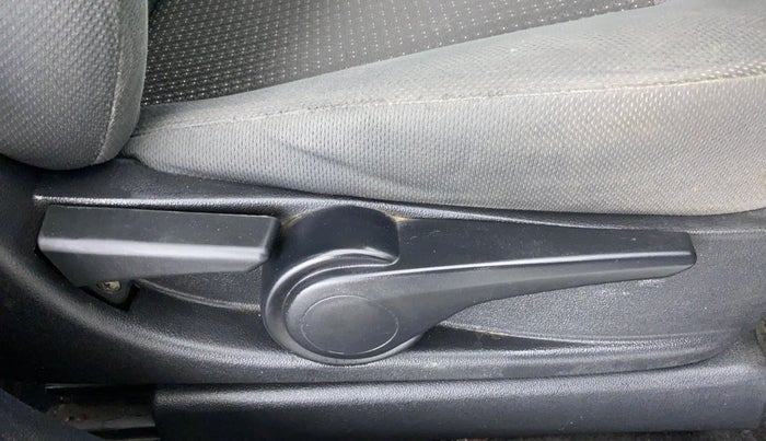 2017 Tata TIGOR XZ 1.2 REVOTRON, Petrol, Manual, 65,574 km, Driver Side Adjustment Panel