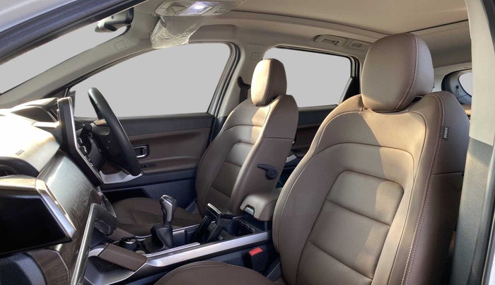 2021 Tata Harrier XZ +, Diesel, Manual, 6,194 km, Right Side Front Door Cabin