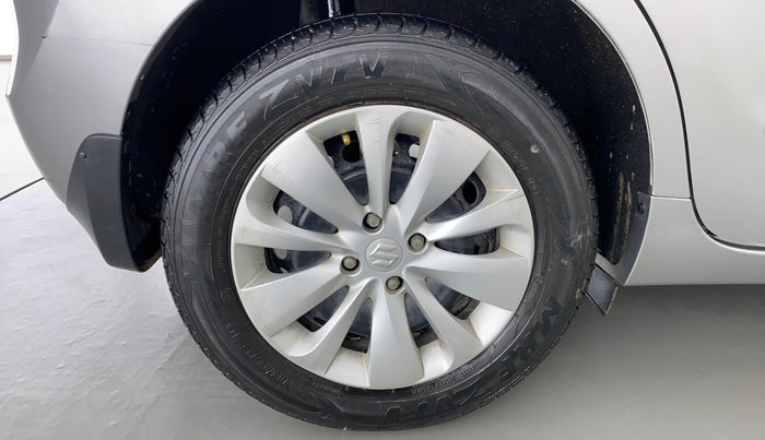 2016 Maruti Baleno DELTA PETROL 1.2, Petrol, Manual, 53,081 km, Right Rear Wheel