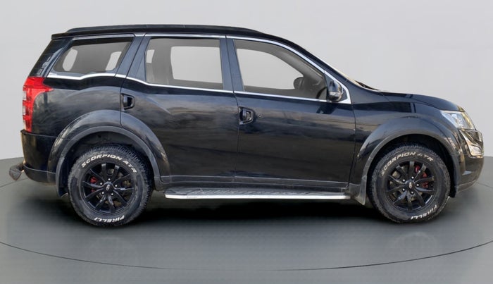 2015 Mahindra XUV500 W10 FWD, Diesel, Manual, Right Side View