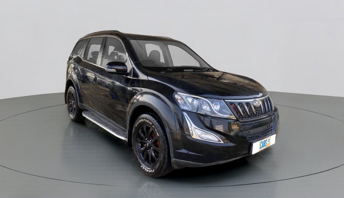 2015 Mahindra XUV500 W10 FWD, Diesel, Manual, Right Front Diagonal