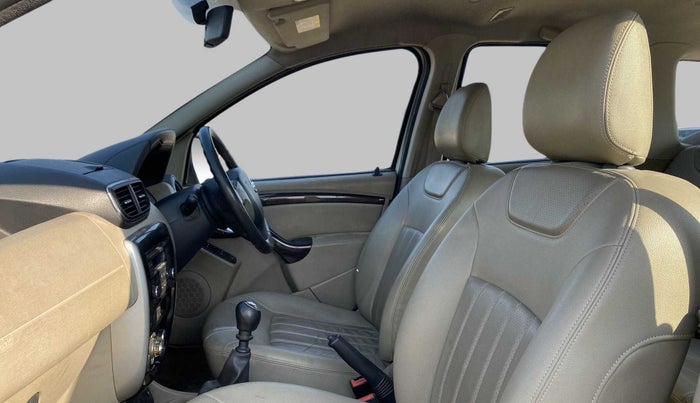 2013 Nissan Terrano XV 110 DIESEL, Diesel, Manual, 36,538 km, Right Side Front Door Cabin