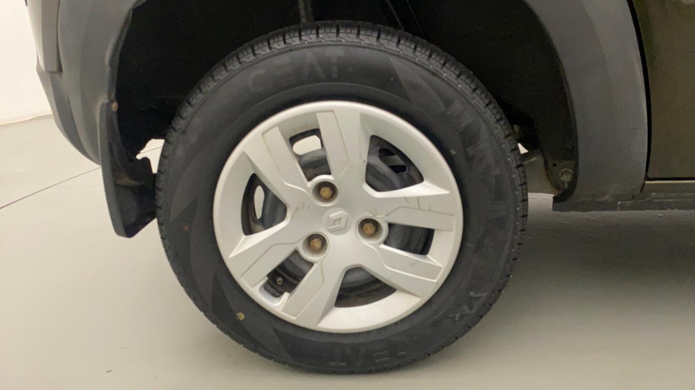 2015 Renault Kwid RXL, Petrol, Manual, 16,931 km, Right Rear Wheel