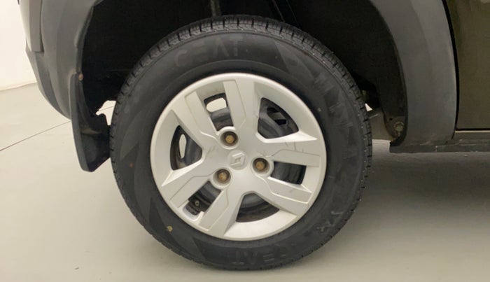 2015 Renault Kwid RXL, Petrol, Manual, 16,931 km, Right Rear Wheel