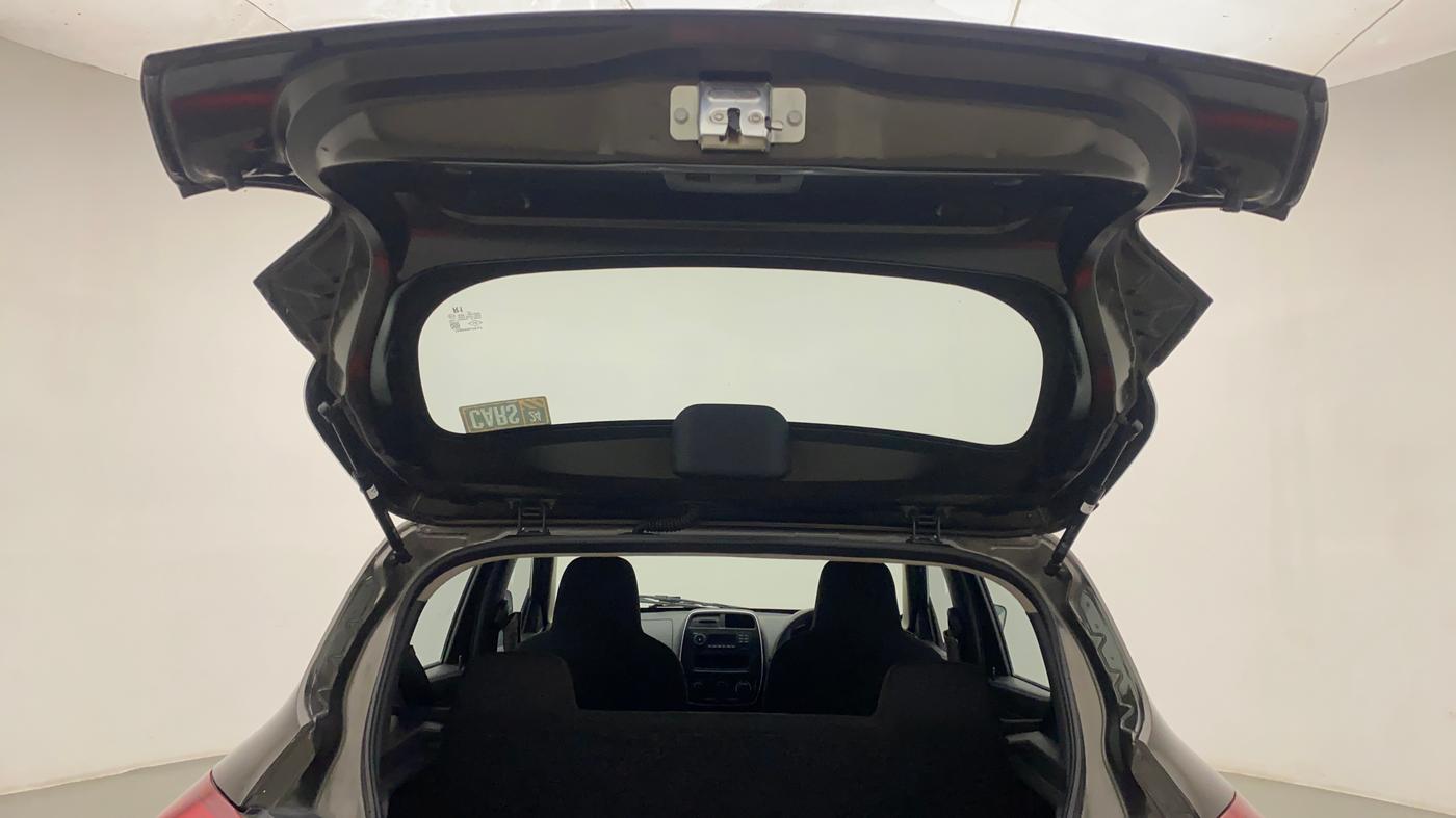 2015 Renault Kwid RXL, Petrol, Manual, 16,931 km, Boot Door Open