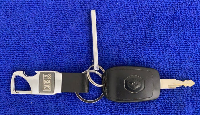 2015 Renault Kwid RXL, Petrol, Manual, 16,931 km, Key Close Up