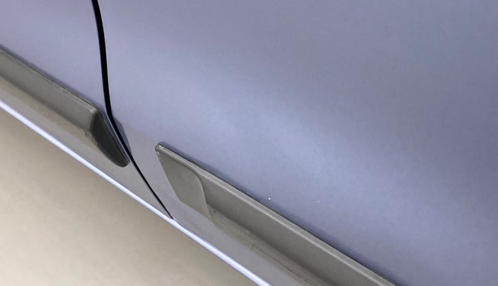 2015 Maruti Wagon R 1.0 VXI, Petrol, Manual, 75,135 km, Rear left door - Slightly dented