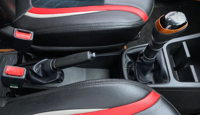2019 Renault Kwid 1.0 CLIMBER OPT, Petrol, Manual, 34,050 km, Gear Lever