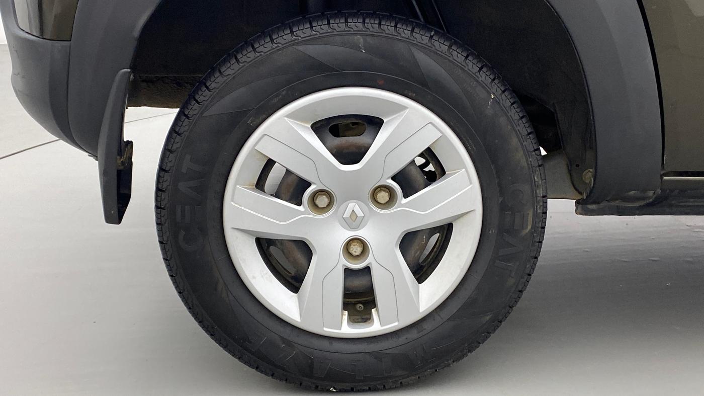 2018 Renault Kwid RXT 1.0 EASY-R AT OPTION, Petrol, Automatic, 25,870 km, Right Rear Wheel