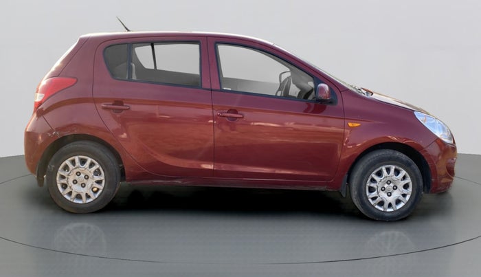 2010 Hyundai i20 MAGNA O 1.2, Petrol, Manual, 1,00,171 km, Right Side View