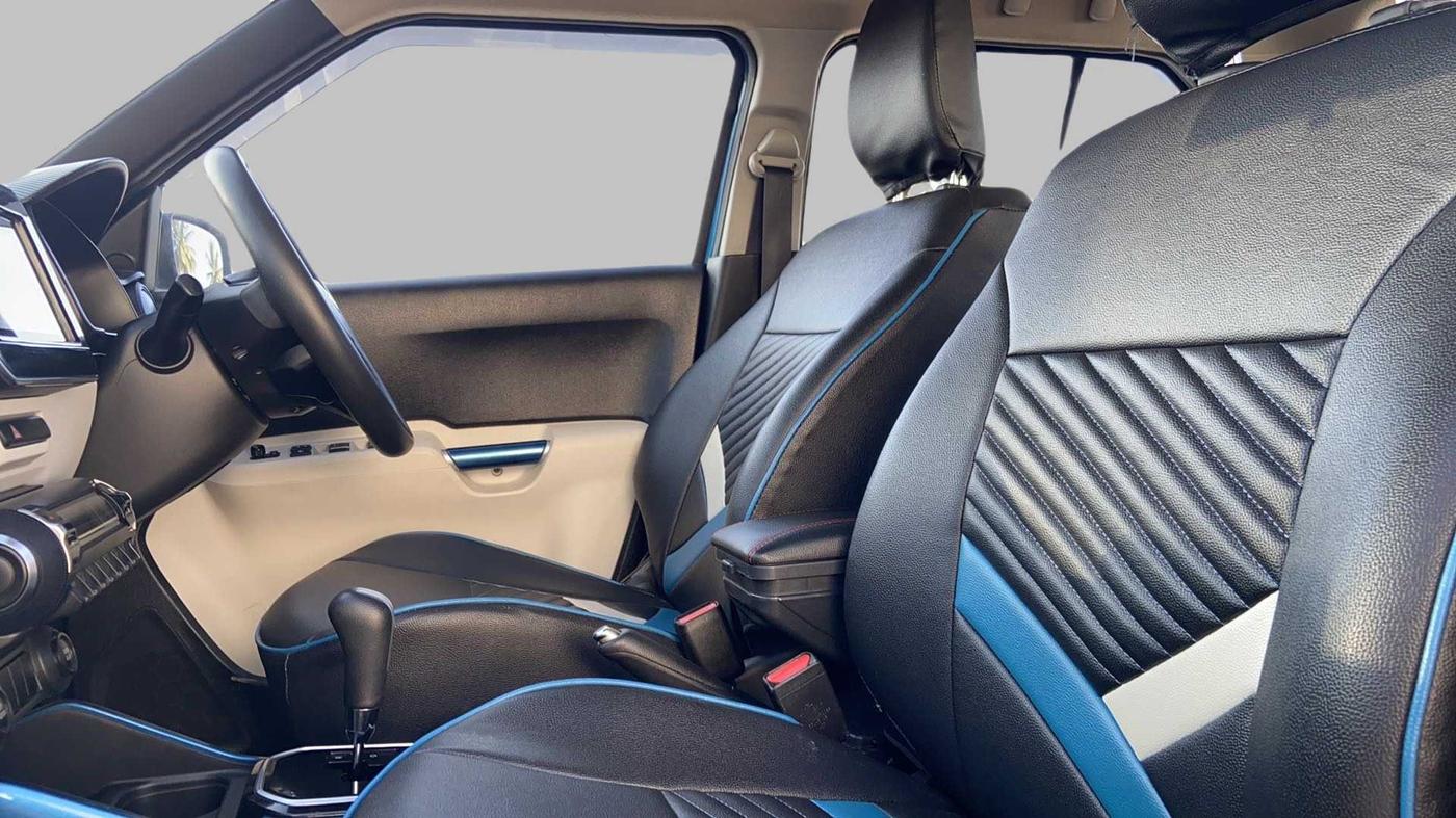 2018 Maruti IGNIS ALPHA 1.2 K12 AMT, Petrol, Automatic, 27,374 km, Right Side Front Door Cabin