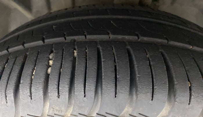 2016 Ford Ecosport 1.5TITANIUM TDCI, Diesel, Manual, 89,031 km, Left Front Tyre Tread