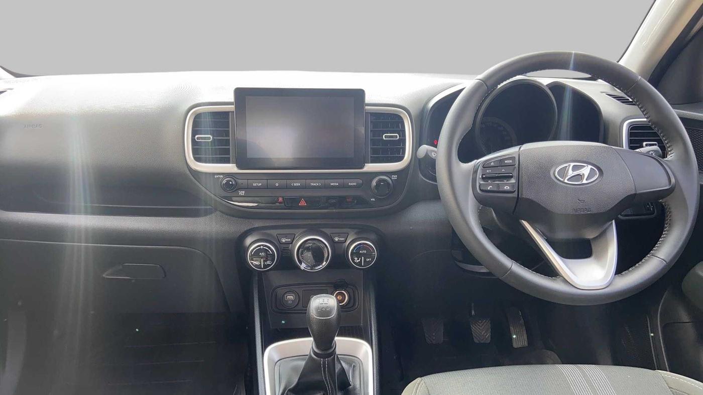 2021 Hyundai VENUE S Plus MT 1.2 Kappa, Petrol, Manual, 13,373 km, Dashboard