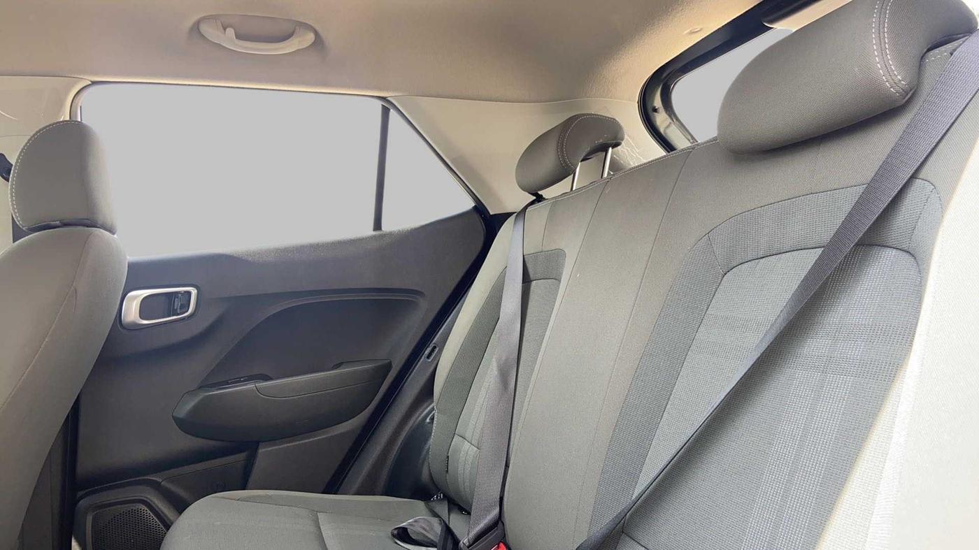 2021 Hyundai VENUE S Plus MT 1.2 Kappa, Petrol, Manual, 13,373 km, Right Side Rear Door Cabin