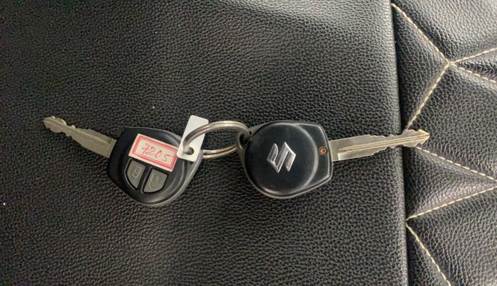 2021 Maruti Baleno DELTA PETROL 1.2, Petrol, Manual, 38,380 km, Key Close Up