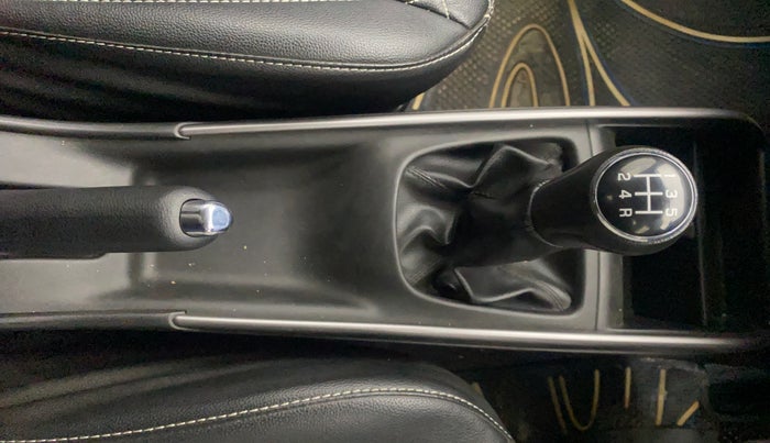 2021 Maruti Baleno DELTA PETROL 1.2, Petrol, Manual, 38,380 km, Gear Lever