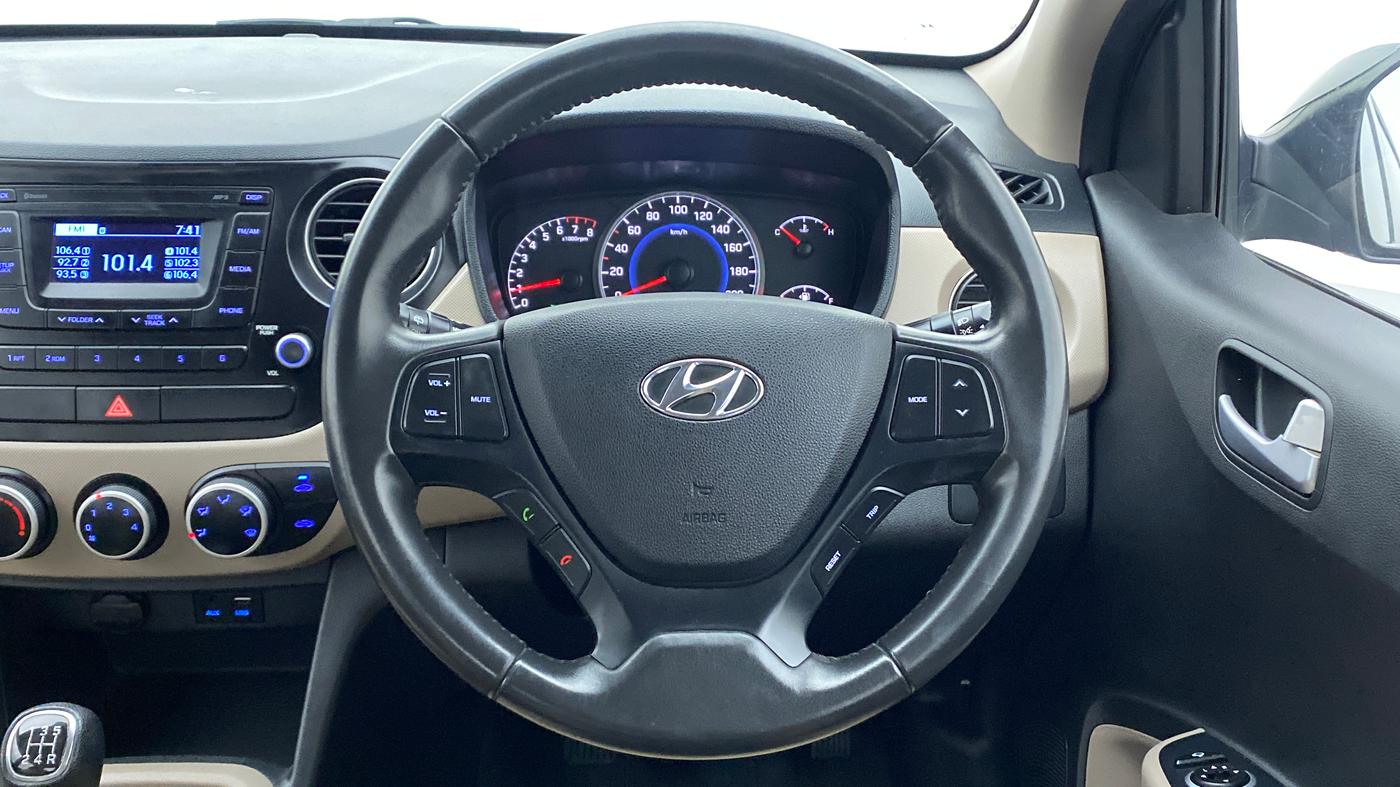 2016 Hyundai Grand i10 ASTA 1.2 KAPPA VTVT, Petrol, Manual, 67,505 km, Steering Wheel Close Up