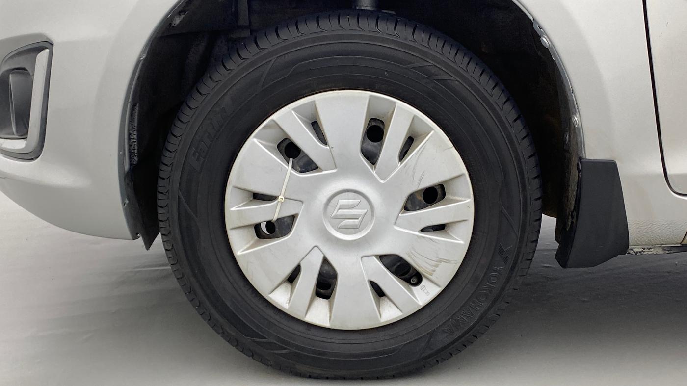 2017 Maruti Swift VXI D, Petrol, Manual, 54,636 km, Left Front Wheel
