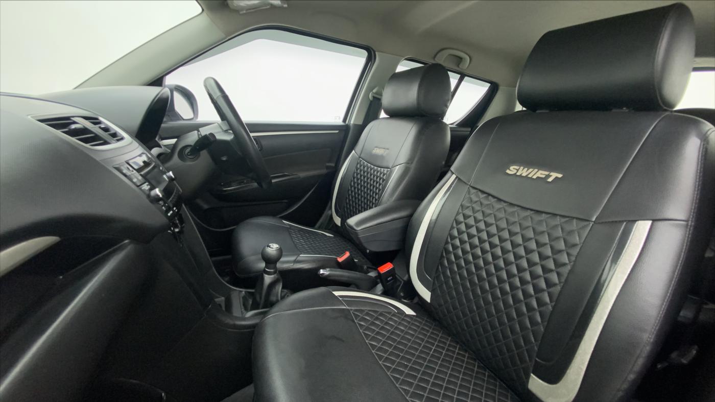 2017 Maruti Swift VXI D, Petrol, Manual, 54,636 km, Right Side Front Door Cabin