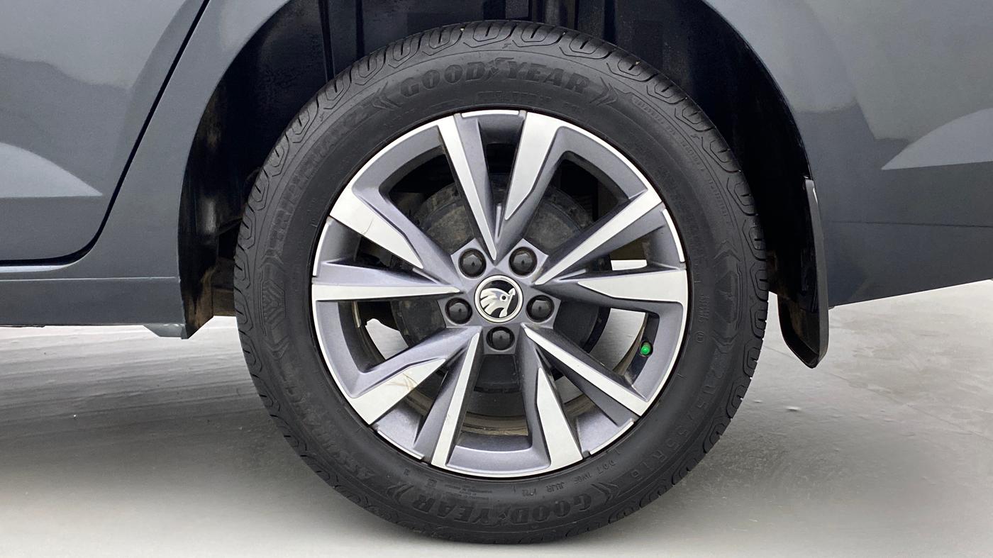 2022 Skoda SLAVIA STYLE 1.0 TSI MT, Petrol, Manual, 30,722 km, Left Rear Wheel
