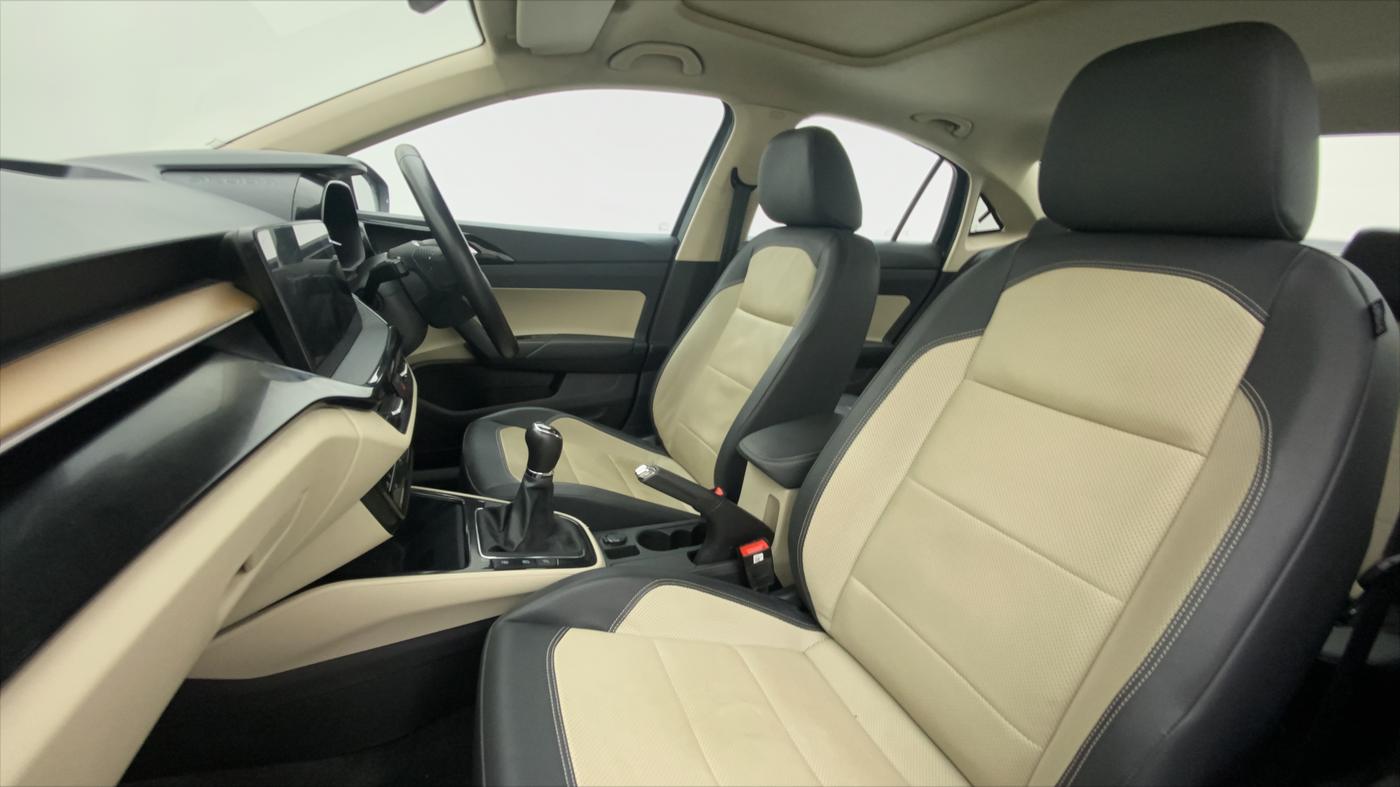 2022 Skoda SLAVIA STYLE 1.0 TSI MT, Petrol, Manual, 30,722 km, Right Side Front Door Cabin