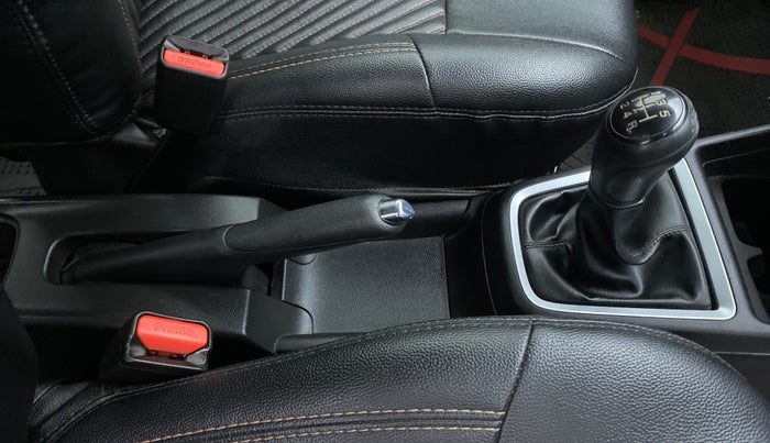 2018 Maruti Swift VXI, Petrol, Manual, 46,596 km, Gear Lever