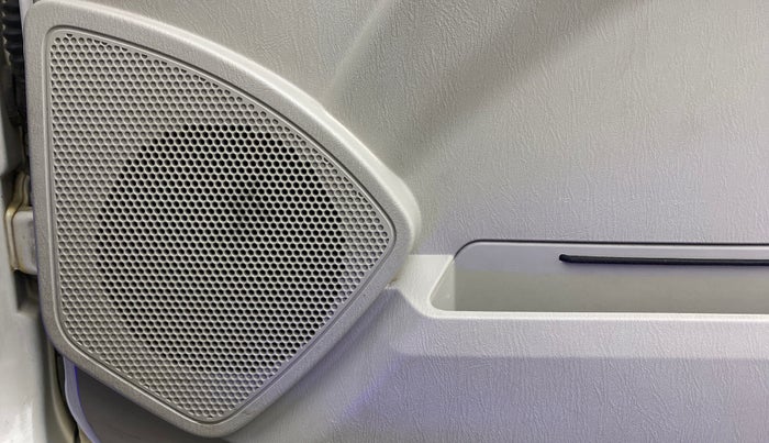 2016 Mahindra Scorpio S10, Diesel, Manual, 66,890 km, Speaker