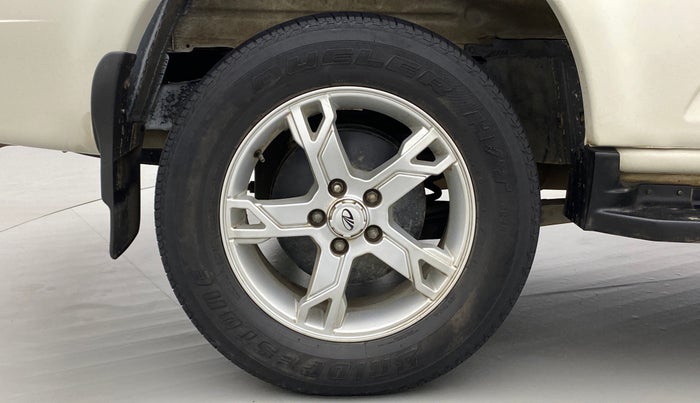 2016 Mahindra Scorpio S10, Diesel, Manual, 66,890 km, Right Rear Wheel