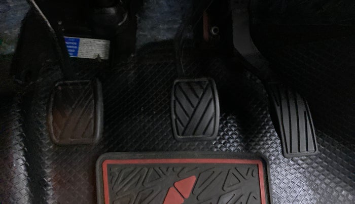2020 Maruti Vitara Brezza ZXI +, Petrol, Manual, 40,298 km, Pedals