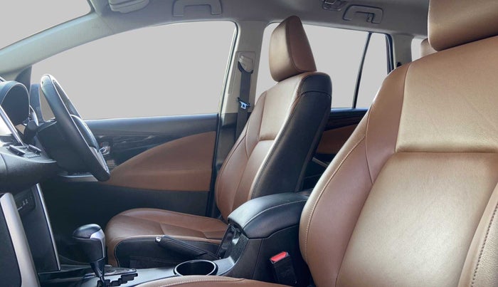 2016 Toyota Innova Crysta 2.7 ZX AT 7 STR, Petrol, Automatic, 21,496 km, Right Side Front Door Cabin