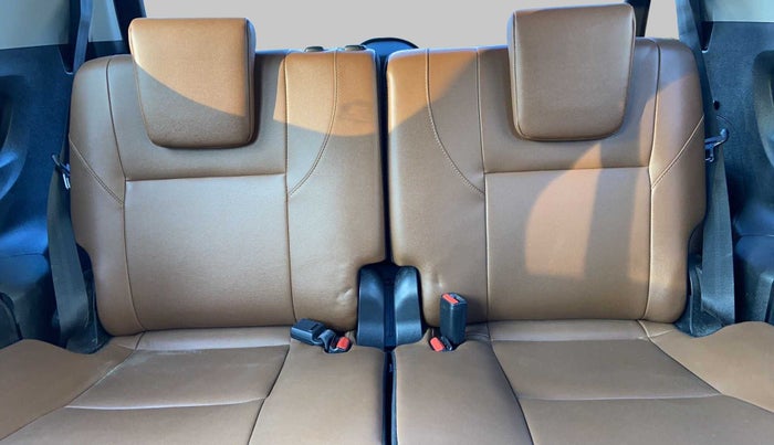 2016 Toyota Innova Crysta 2.7 ZX AT 7 STR, Petrol, Automatic, 21,496 km, Third Seat Row ( optional )